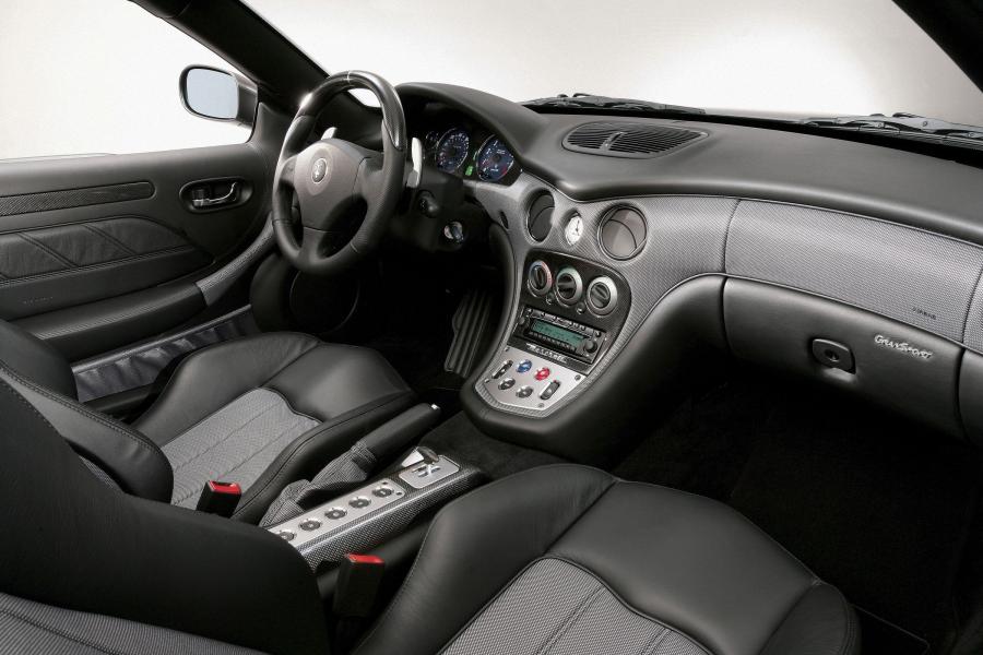  Maserati GranSport 2004 года  (фото 2 из 12)